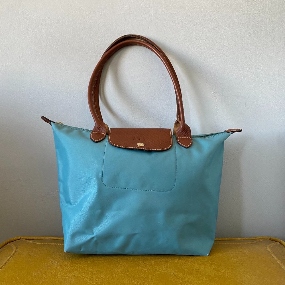 Longchamp Medium Le Pliage Sage Nylon Tote